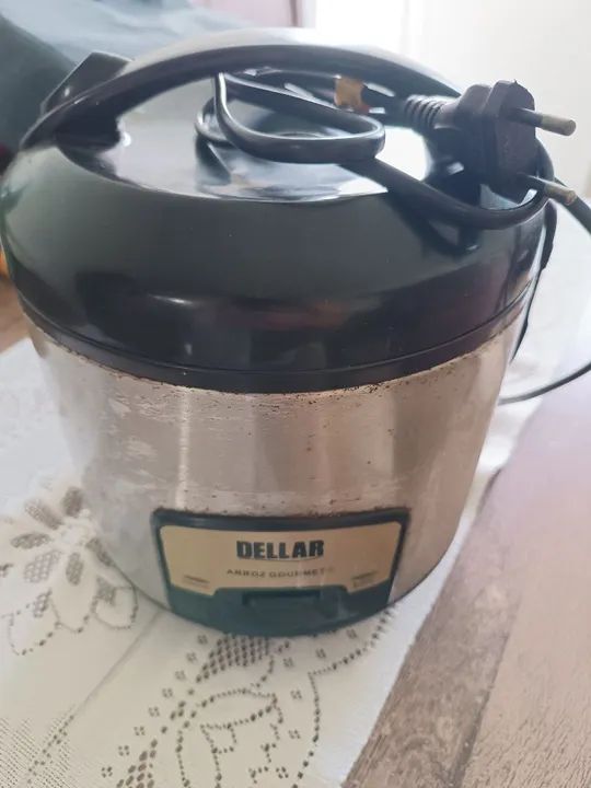 Panela de Arroz Deller 2017 - Usada