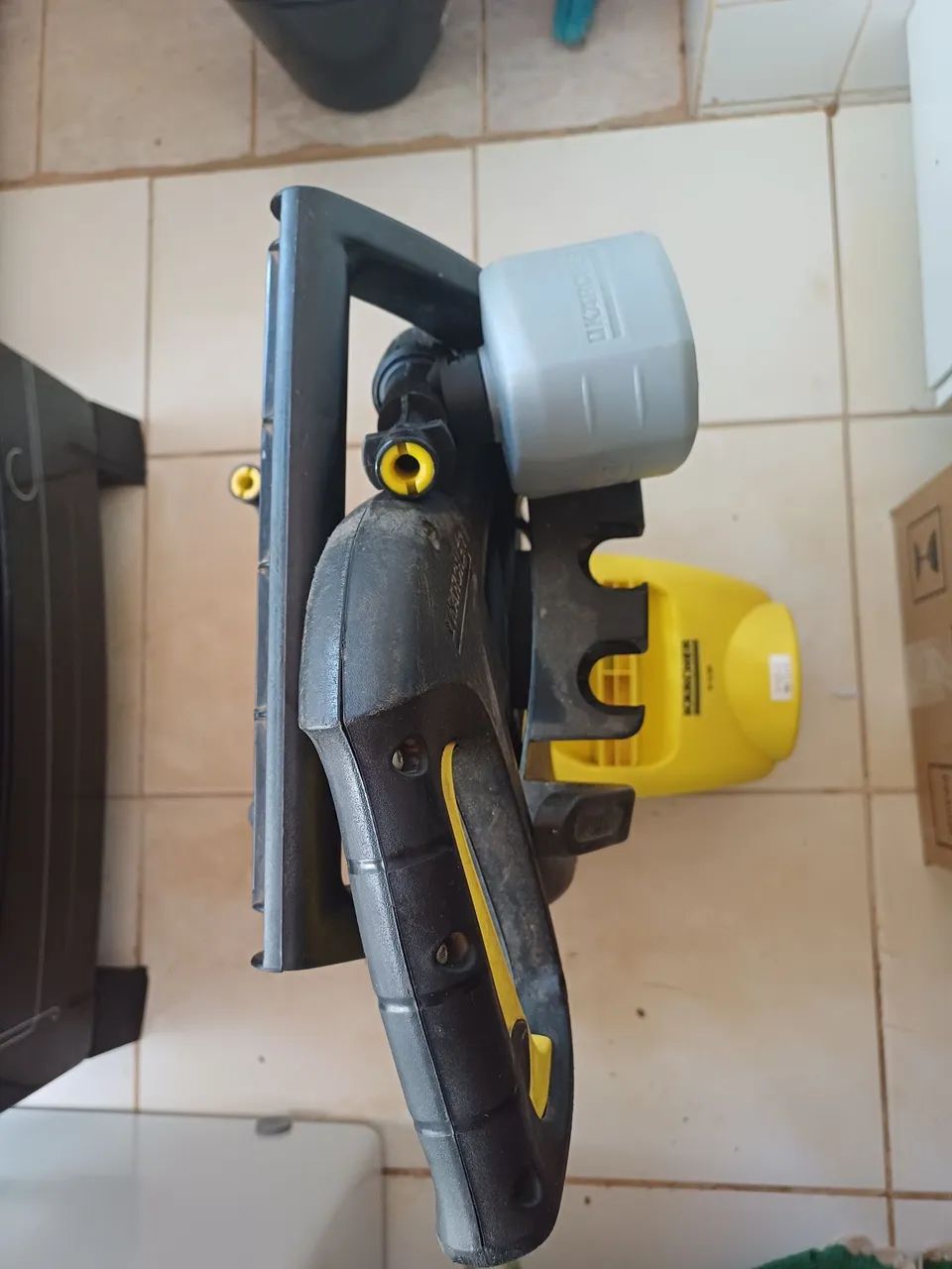 Lavadora de Alta Pressão Karcher K 3.30 - Foto 3