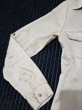Camisa feminina bege com cadarço - Foto 3