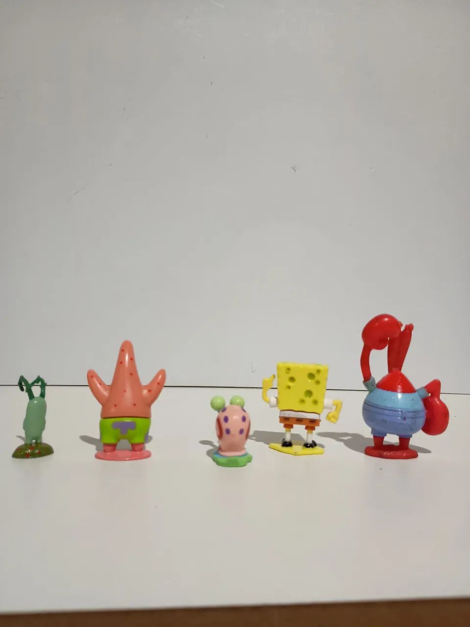Bonequinhos turma Bob esponja via 2005 o lote pelo valor anunciado - Foto 4
