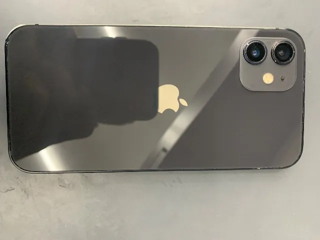 iPhone 12 