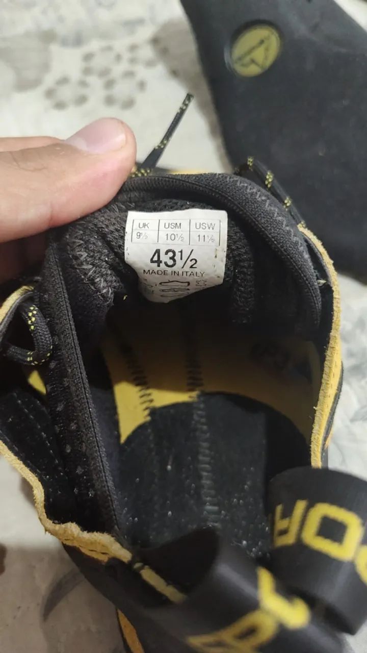 Sapatinha de escalada64314892337409123