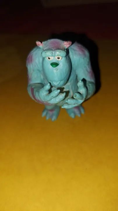 Sullivan monstros S.A