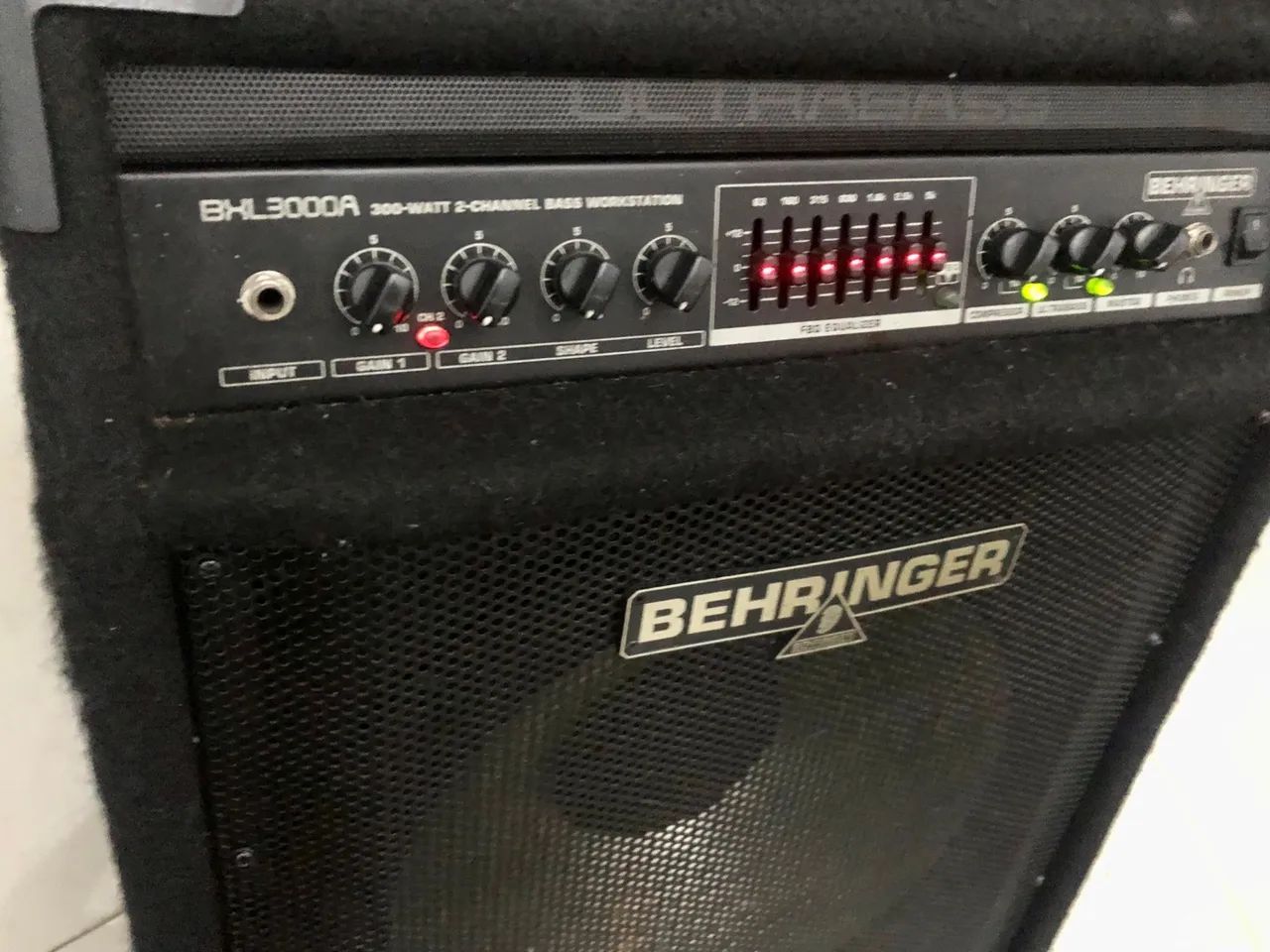 Amplificador de Baixo Behringer BXL3000 - Foto 6