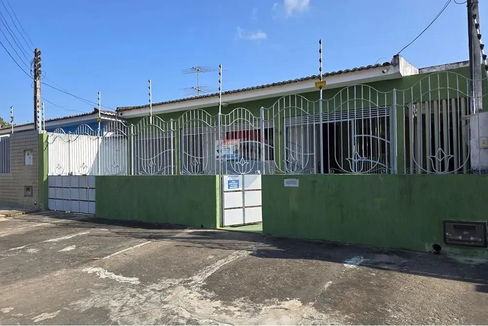 Casa 4/4 Sendo 2 Suítes Na Melhor Localização Da Cohabinal