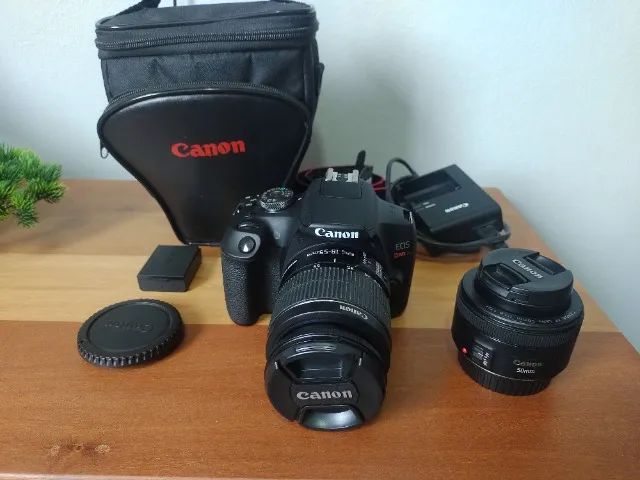 Câmera Canon EOS Rebel T7 + lentes 50mm e 18-55 mm