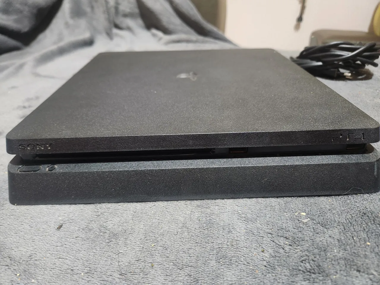 PS4 Slim 1tb