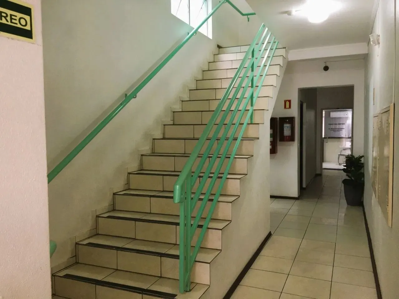Venda de Salas/Conjuntos em São Leopoldo-RS, bairro Centro