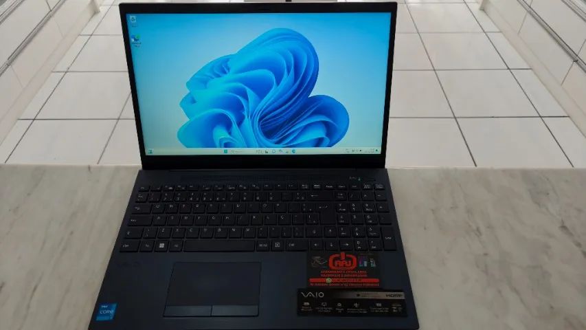 Sony Vaio FE15 i3 12Th 8GB 256GB - Foto 3