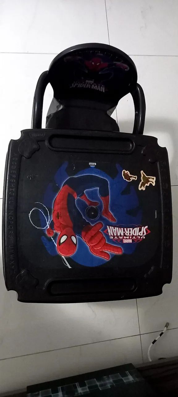 Conjunto de Mesa e cadeira homem aranha - Foto 3