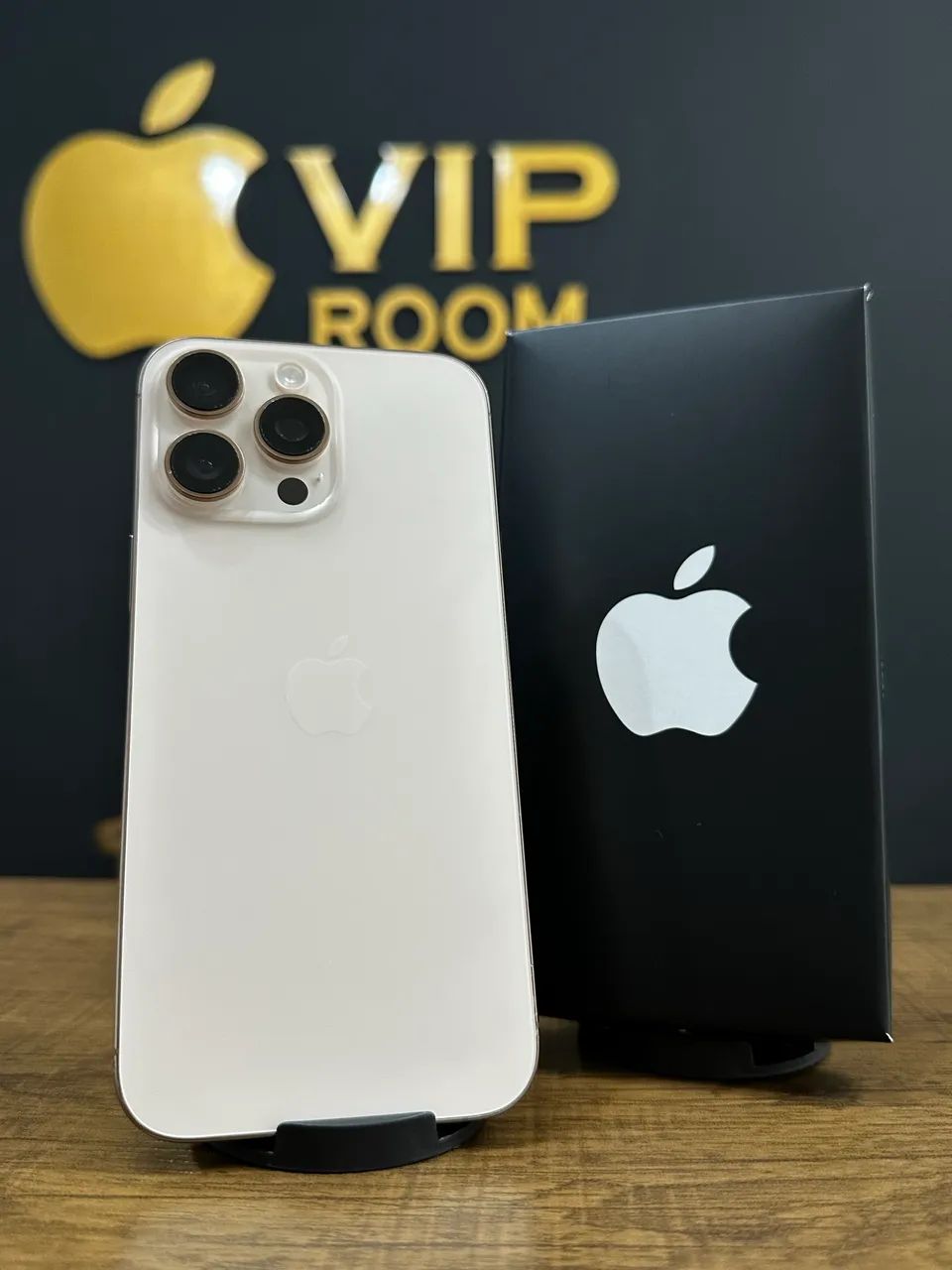 iPhone 16 Pro Max 1TB Desert semi novo impecável  - Foto 3