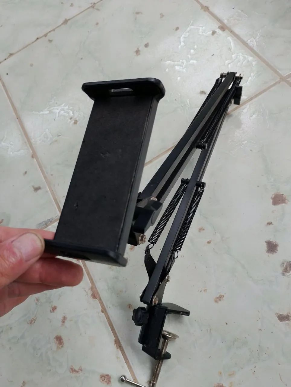 Suporte para celular e tablet.  - Foto 2