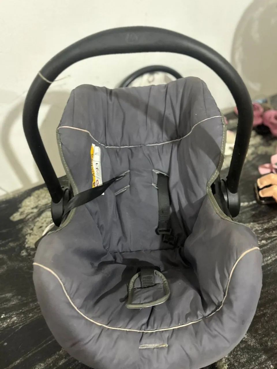 Vendo bebê conforto 