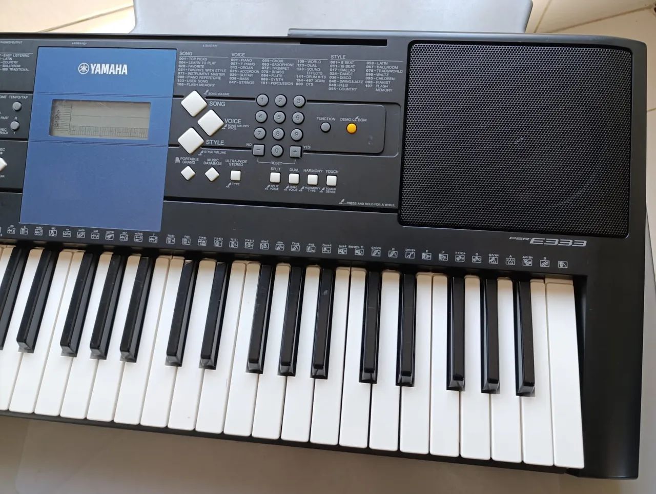 Teclado Yamaha Psr-e333 - Foto 5