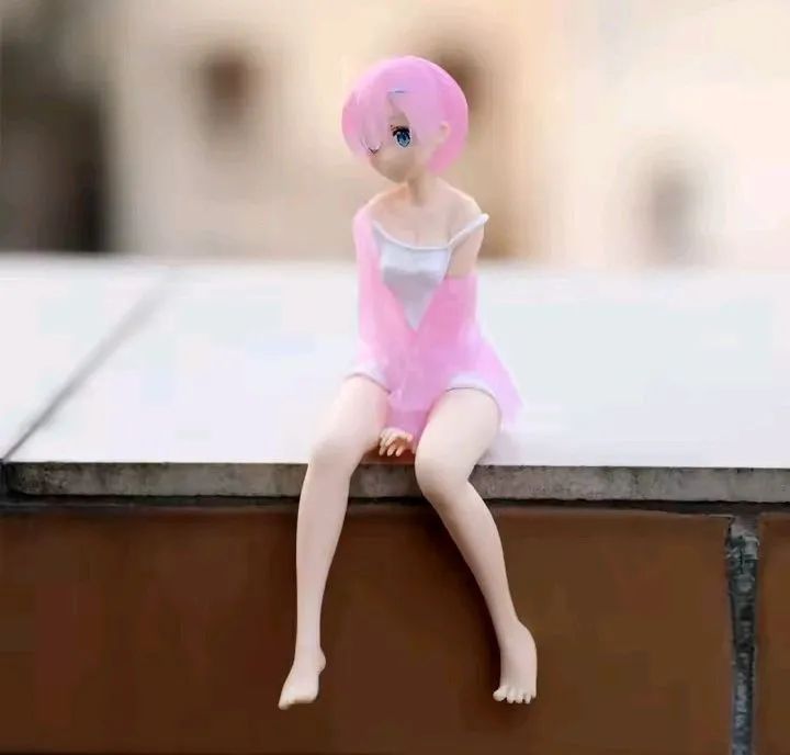 Boneca estatueta Re Zero em pvc