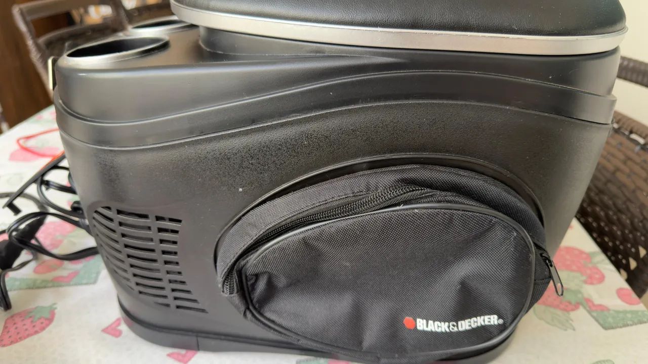 MINI GELADEIRA BLACK &DECKER - (esfria e esquenta) - - Foto 3