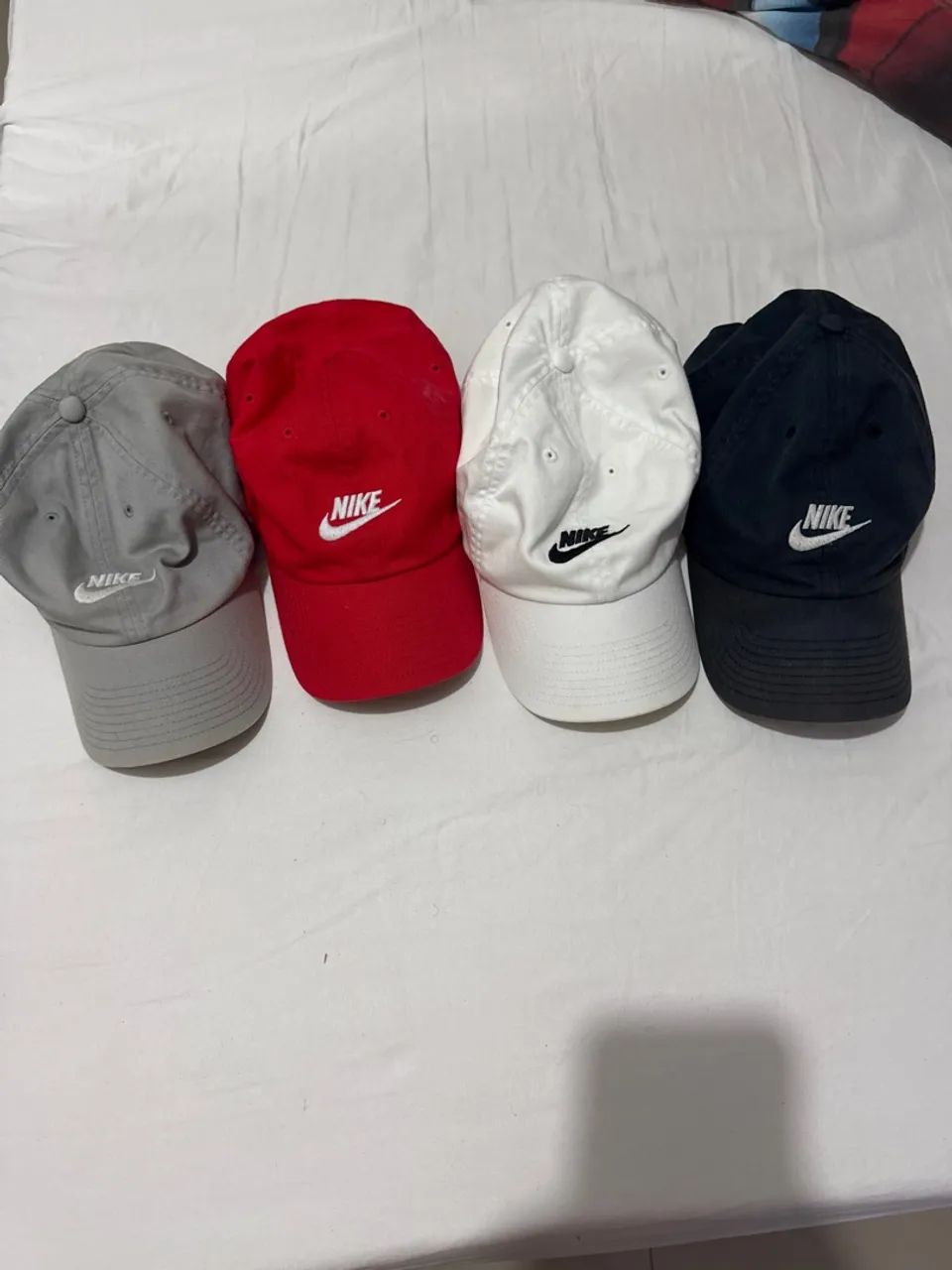 Boné Nike Club