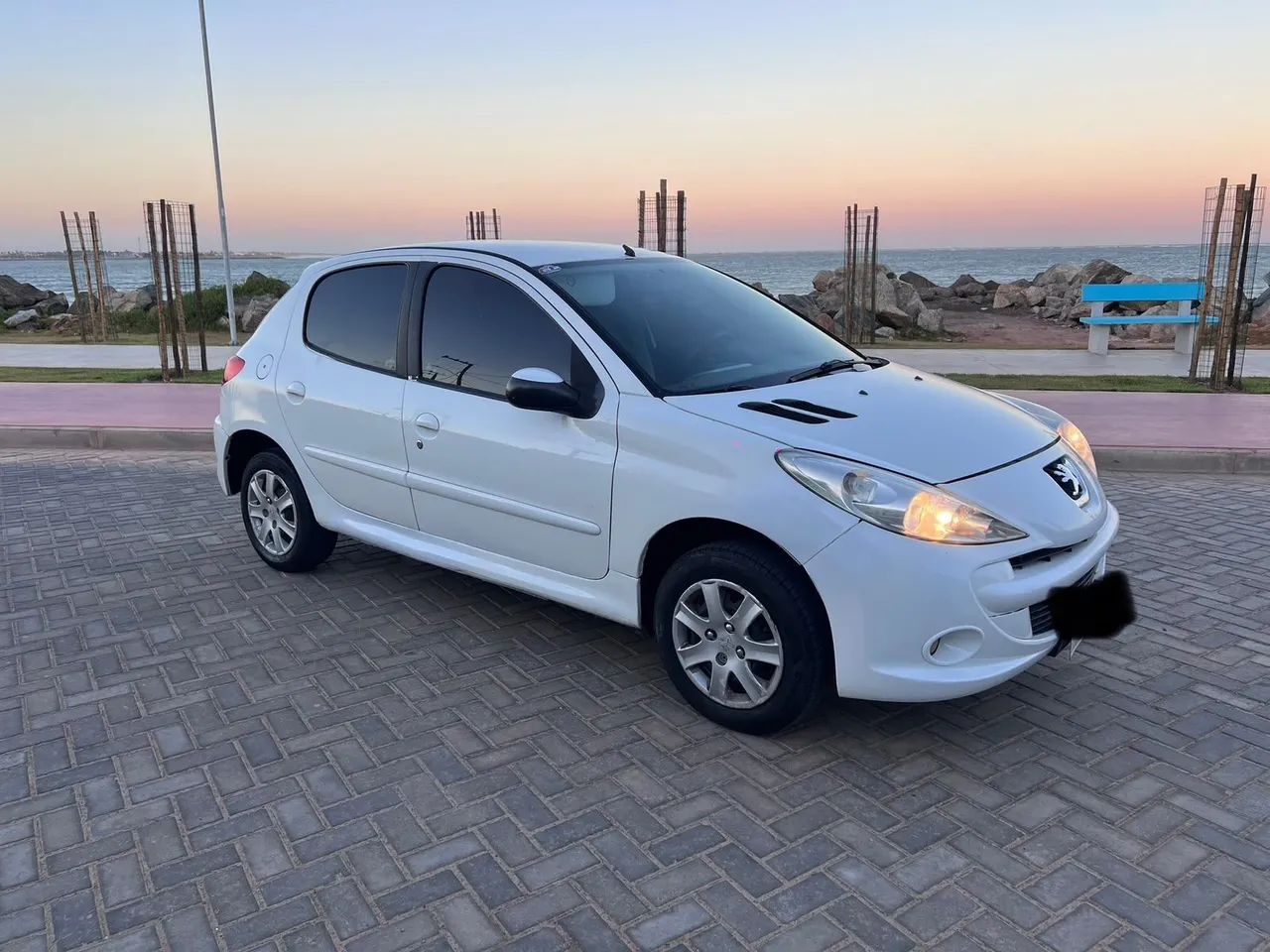 Peugeot 207 Active 1.4 Flex 8V 5P 2014 - Foto 4