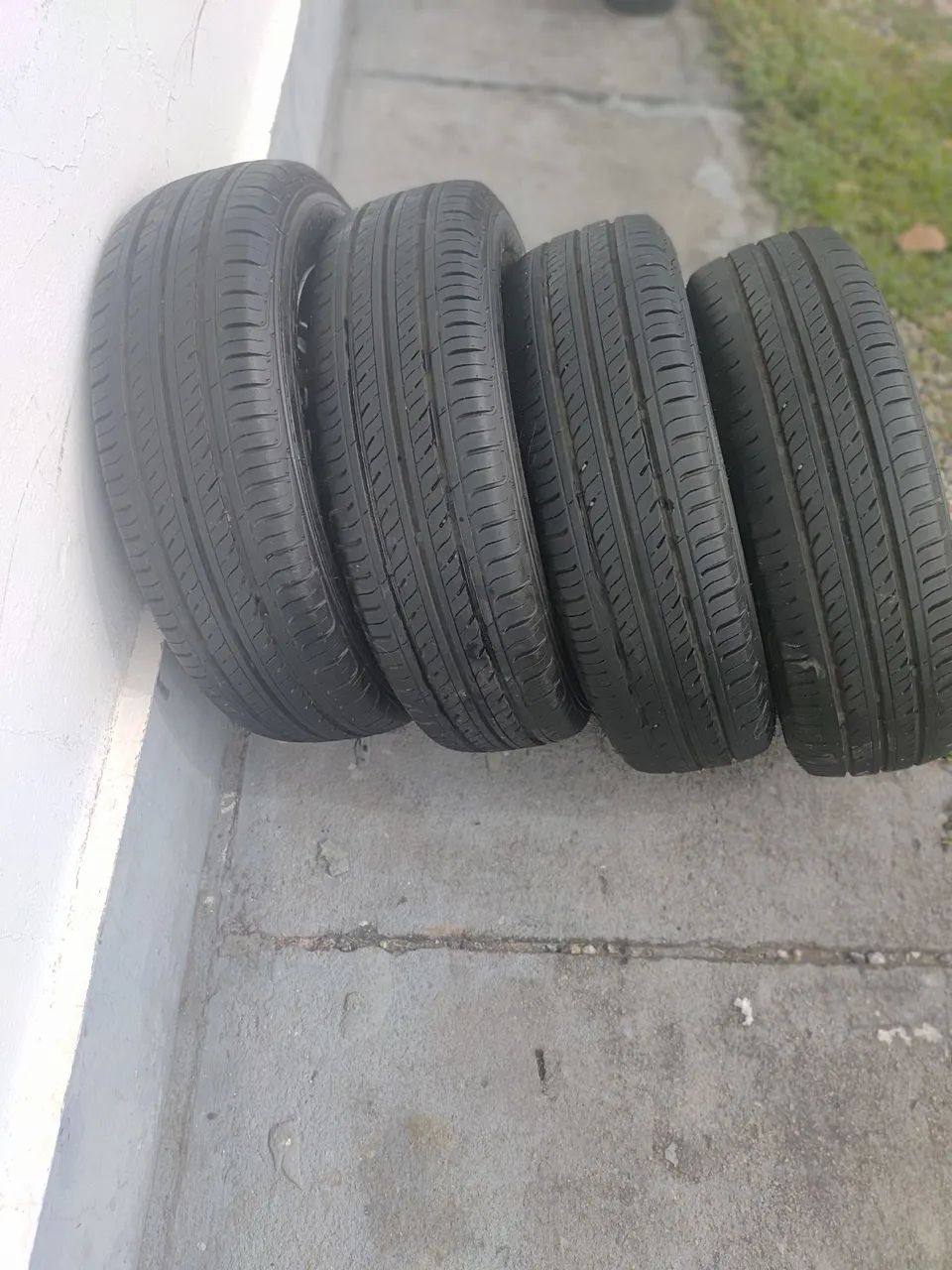 Pneus  e Rodas  Fusca - Foto 3