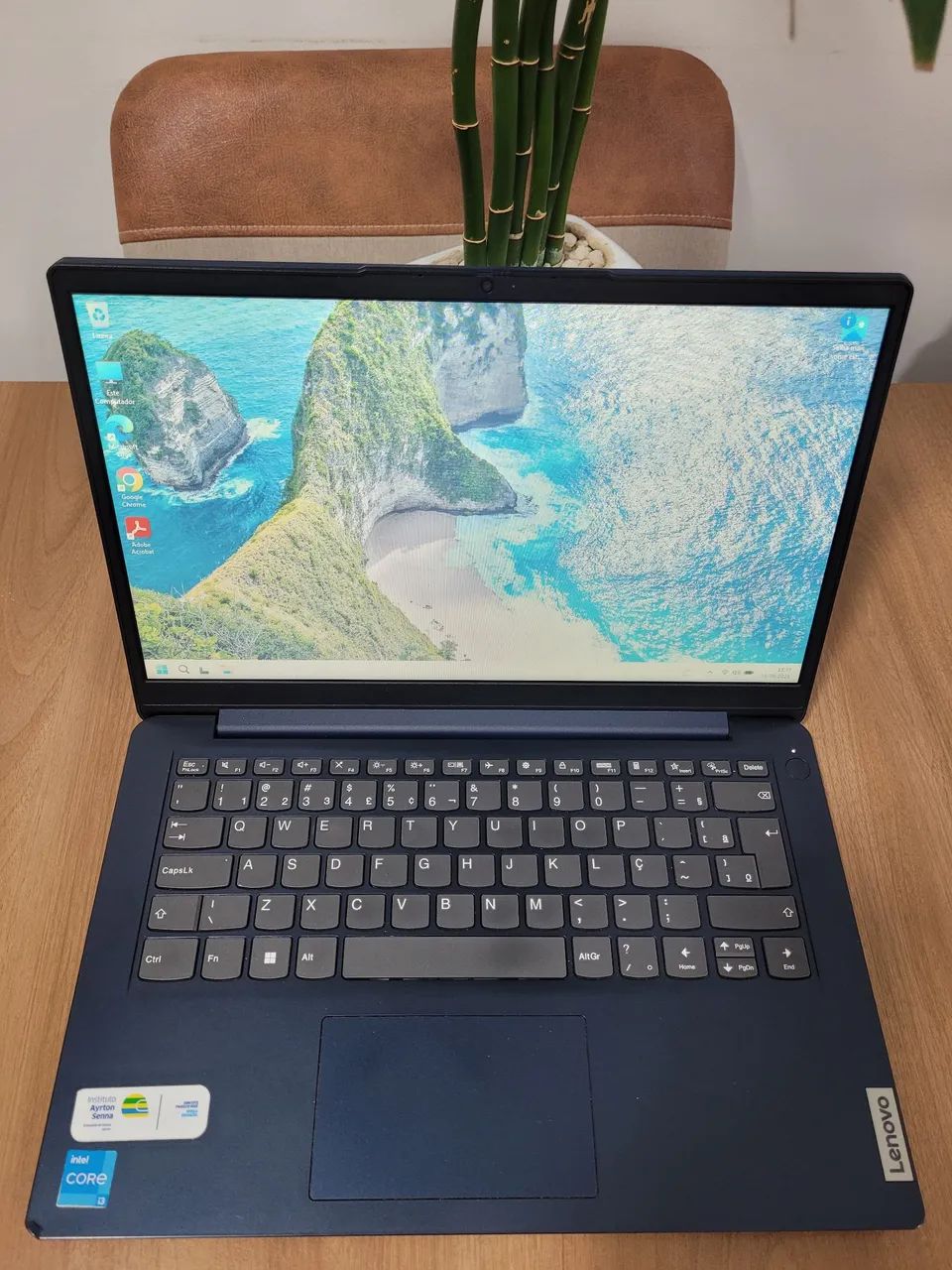 Notebook Lenovo i3 últimas gerações 