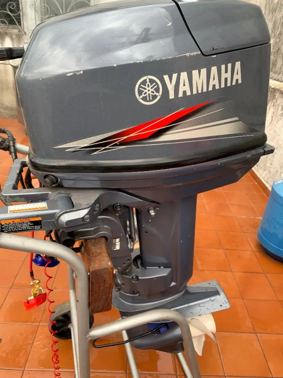 Motor de Popa Yamaha 25 hp c/ partida elétrica - Foto 2