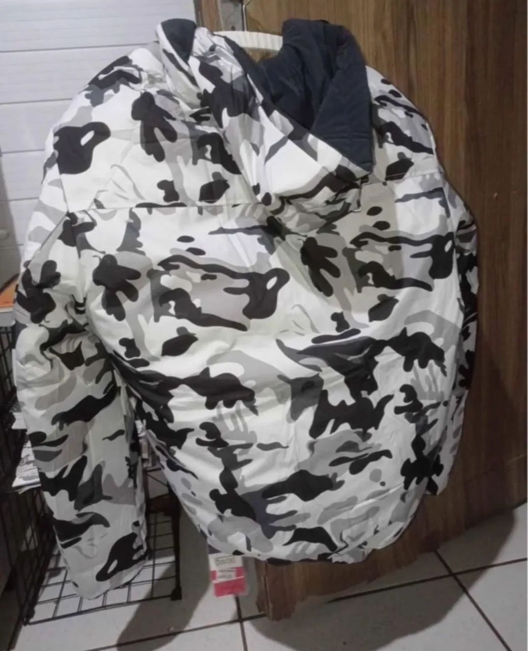 Bobojaco dupla face azul/snow military NOVO - Foto 4