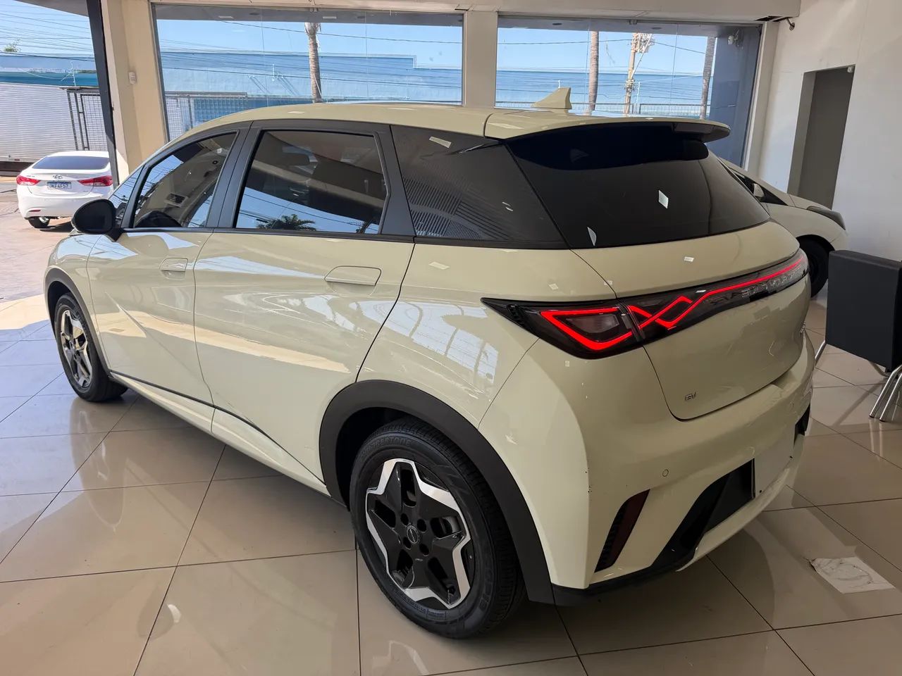 BYD Dolphin EV (Elétrico) 2024