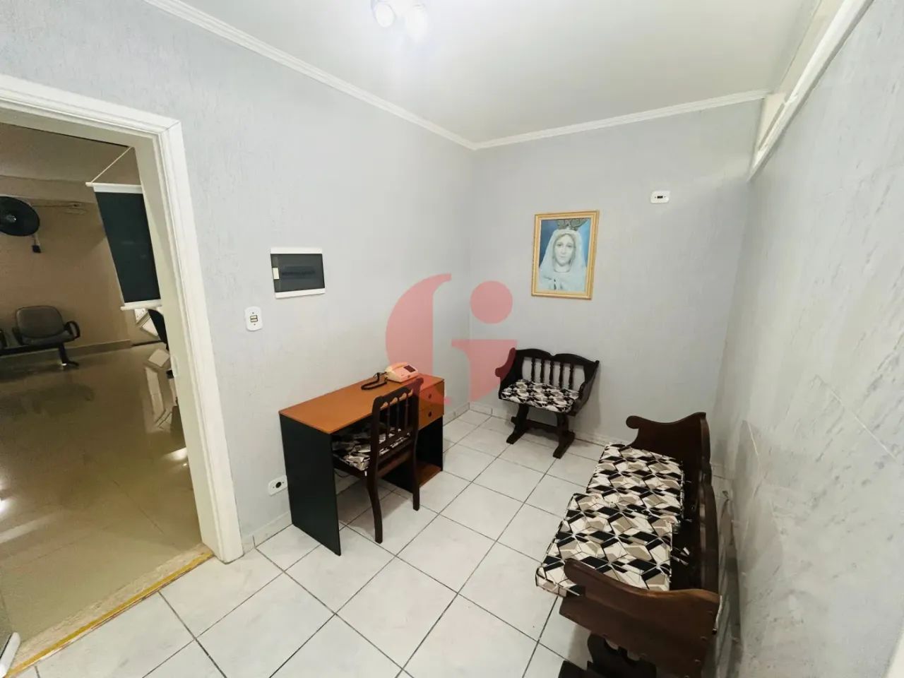 Sala comercial à venda com 1 banheiro e 26 m² - Centro