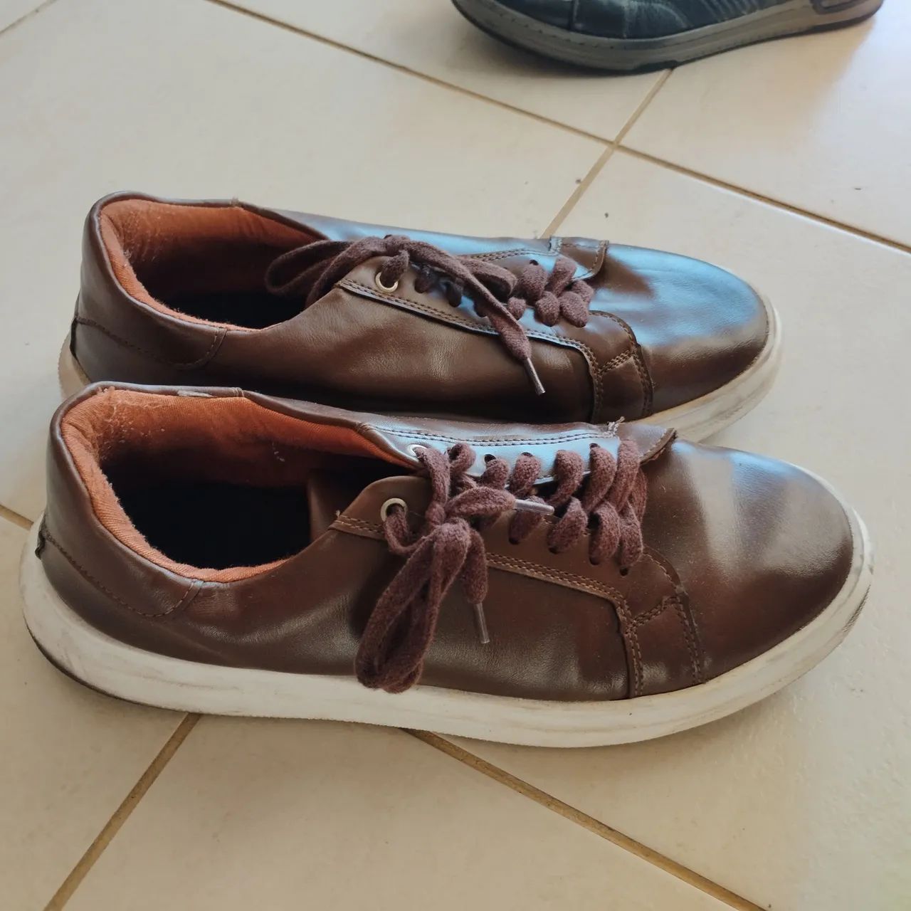 Tênis masculino 