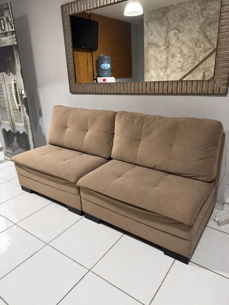 SOFÁ DE 2 METROS - MAIS ESPAÇO PARA SENTAR, MENOS ESPAÇO OCUPADO! - Foto 3