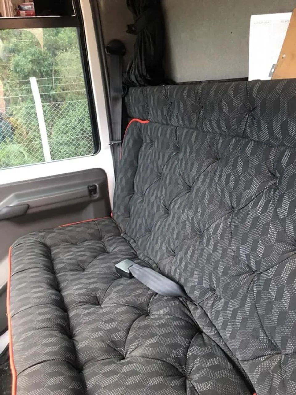 Ford Cargo Guincho com Plataforma - Foto 4