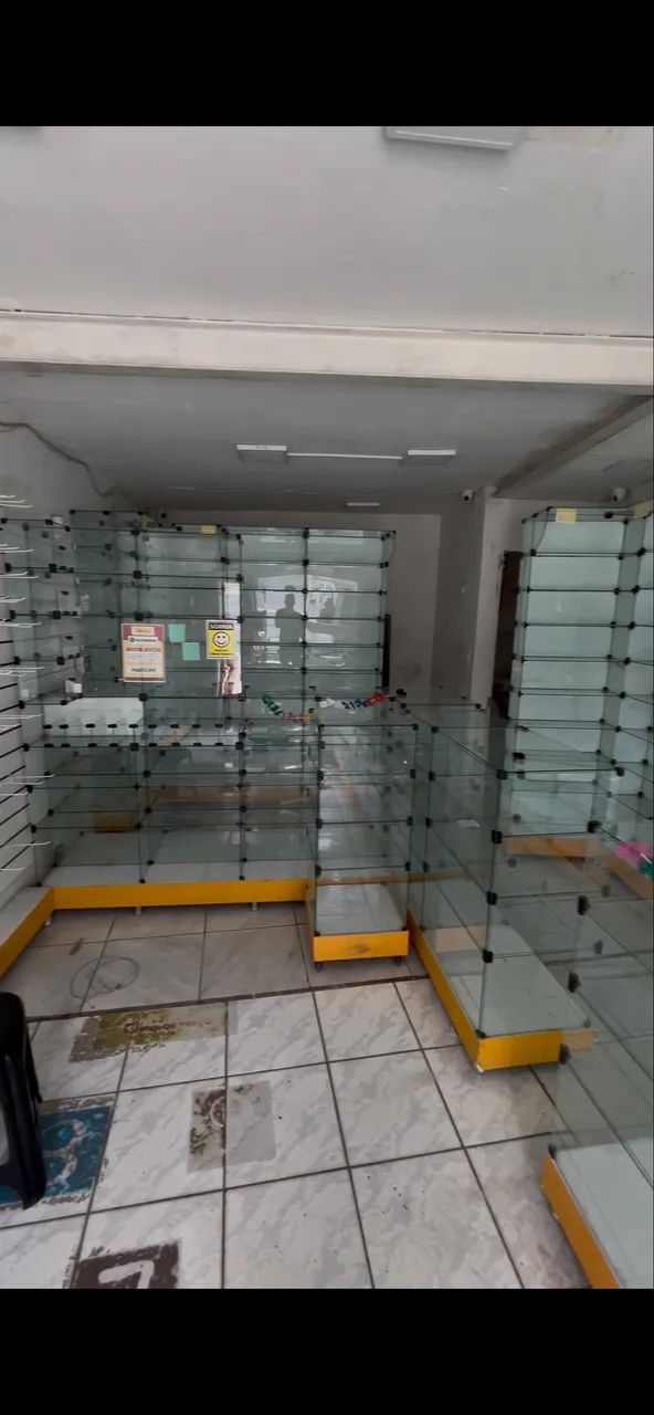 Prateleiras de Vidro para Farmácia / Loja - Conjunto Completo