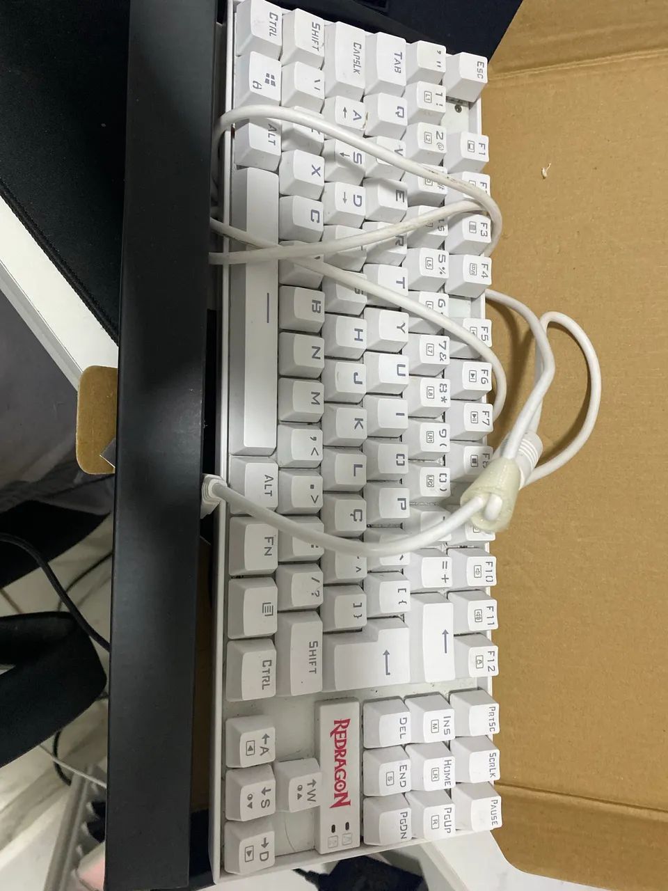 Vendo 2 teclados gamer 