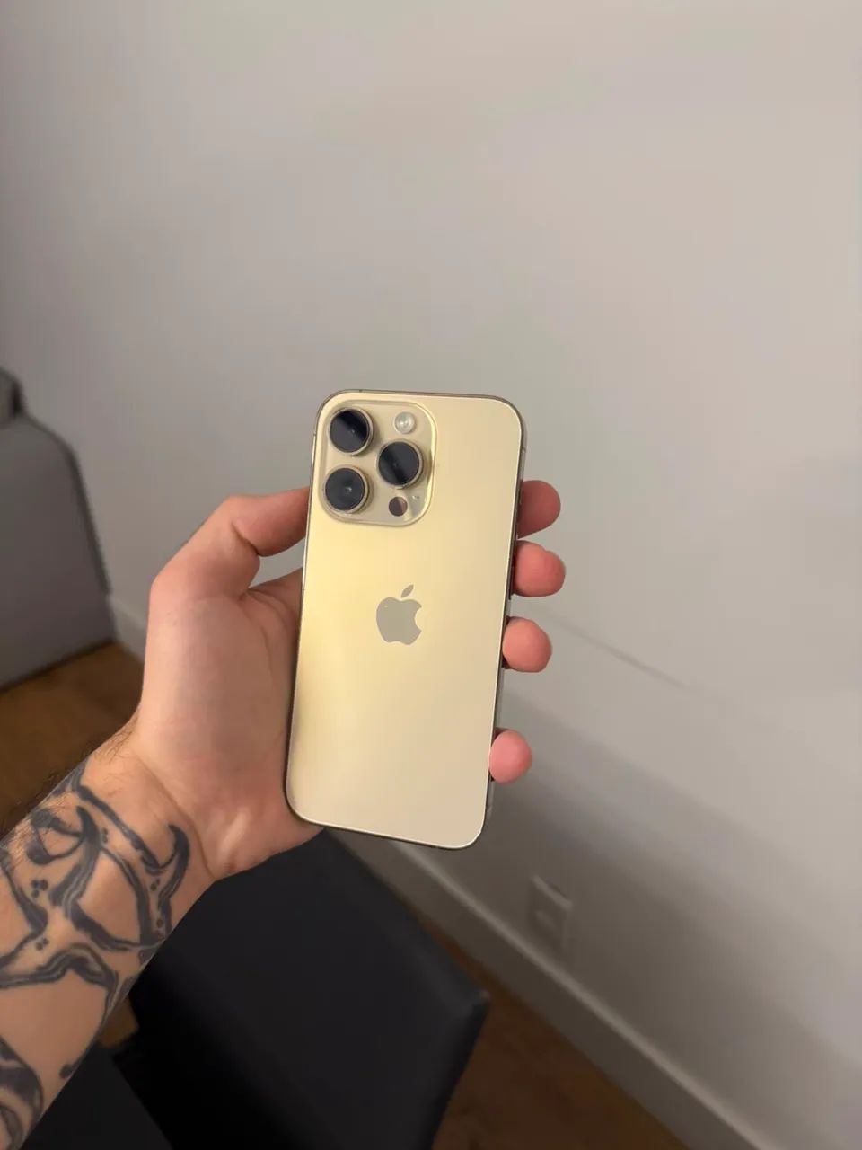 iPhone 14 Pro - Cor GOLD (128gb) - Foto 2
