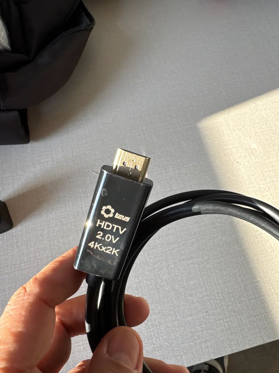 Cabo HDMI para USB-C com 1,20 cm  - Foto 4