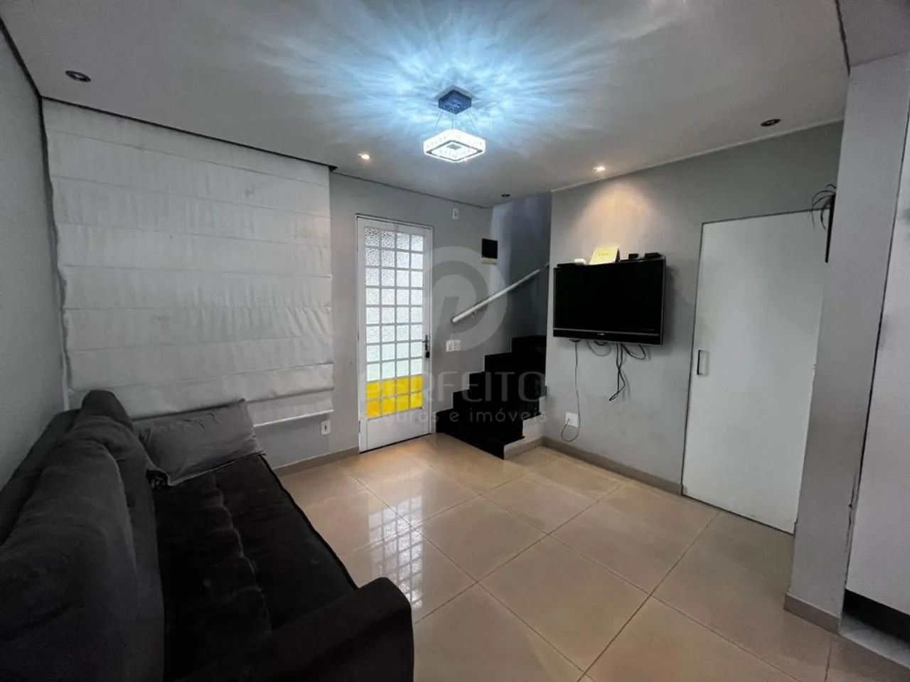 CASA COM 2 DORMITÓRIOS COM AMPLO QUINTAL NO VILLA FLORA HORTOLÂNDIA/SP - Foto 3