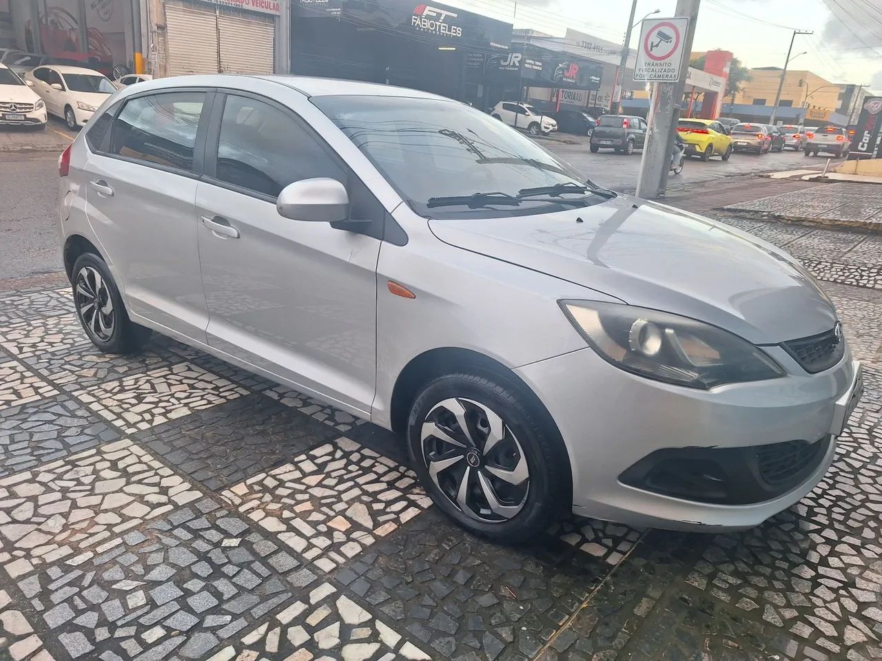 Chery Celer Hatch 1.5 16V Flex 5P 2015