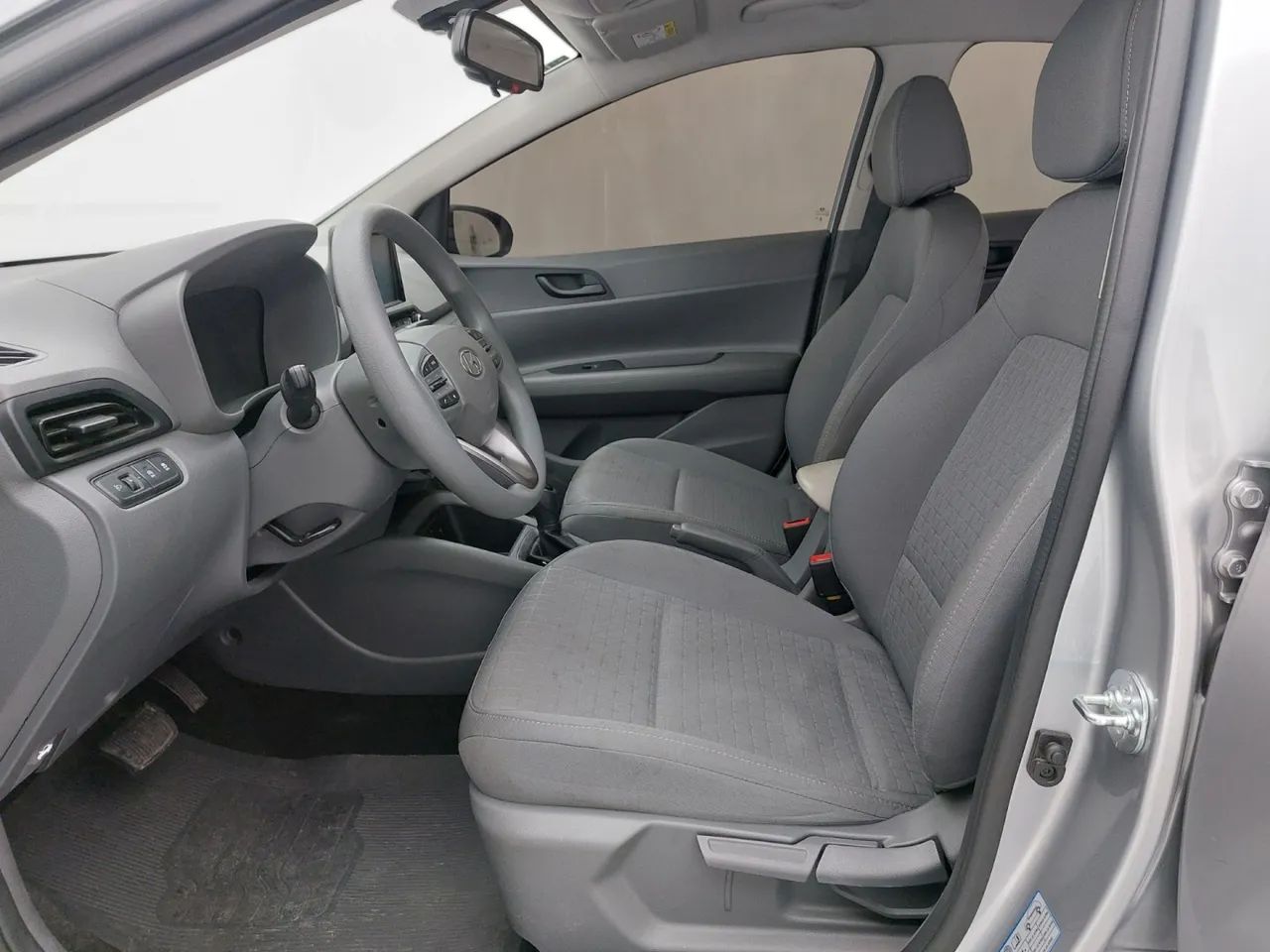 Hyundai HB20S Limited 1.0 TB Flex 12V Aut., foto 16 de 18