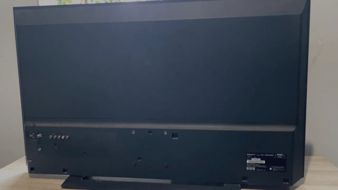 TV 40 polegadas Sony Bravia Não é Smart. Com pequeno defeito na Tela - Foto 3