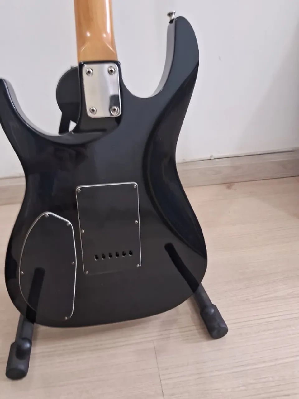 Guitarra Golden Preta Década 90 (n Envio,apenas Retirada) (Usado) - Foto 6