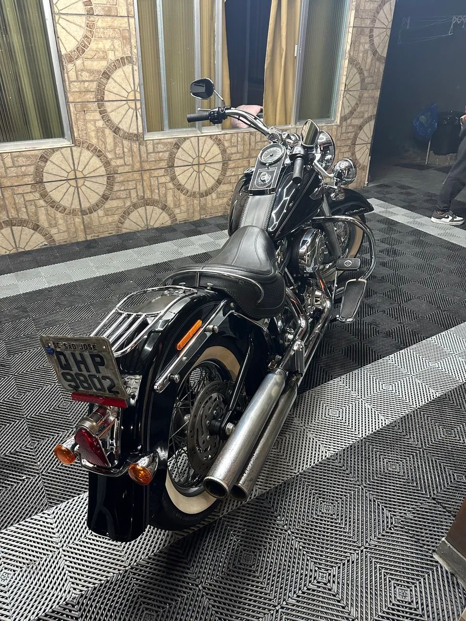 Harley-Davidson Softail Deluxe 2015 - Foto 2
