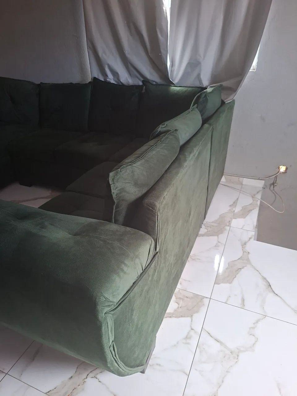 Vendo sofá seminário novo