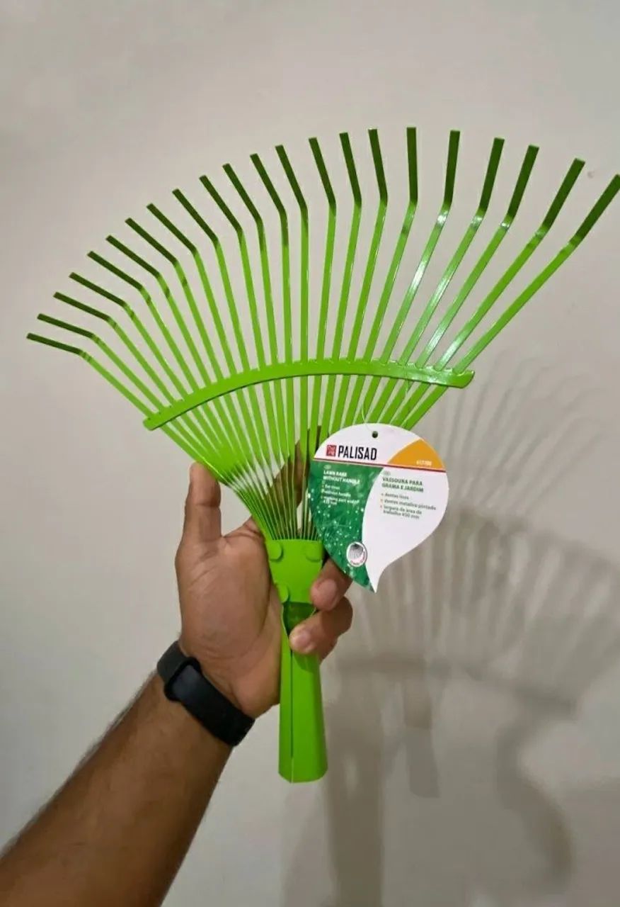 Vassoura Rastelo para grama