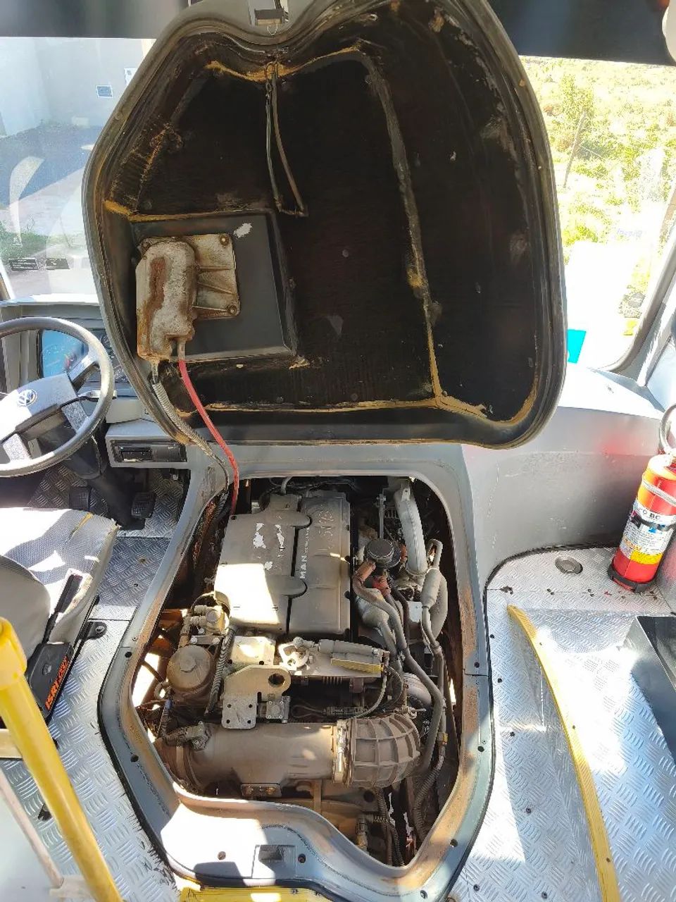 Ônibus escolar 60 lugares  - Foto 4