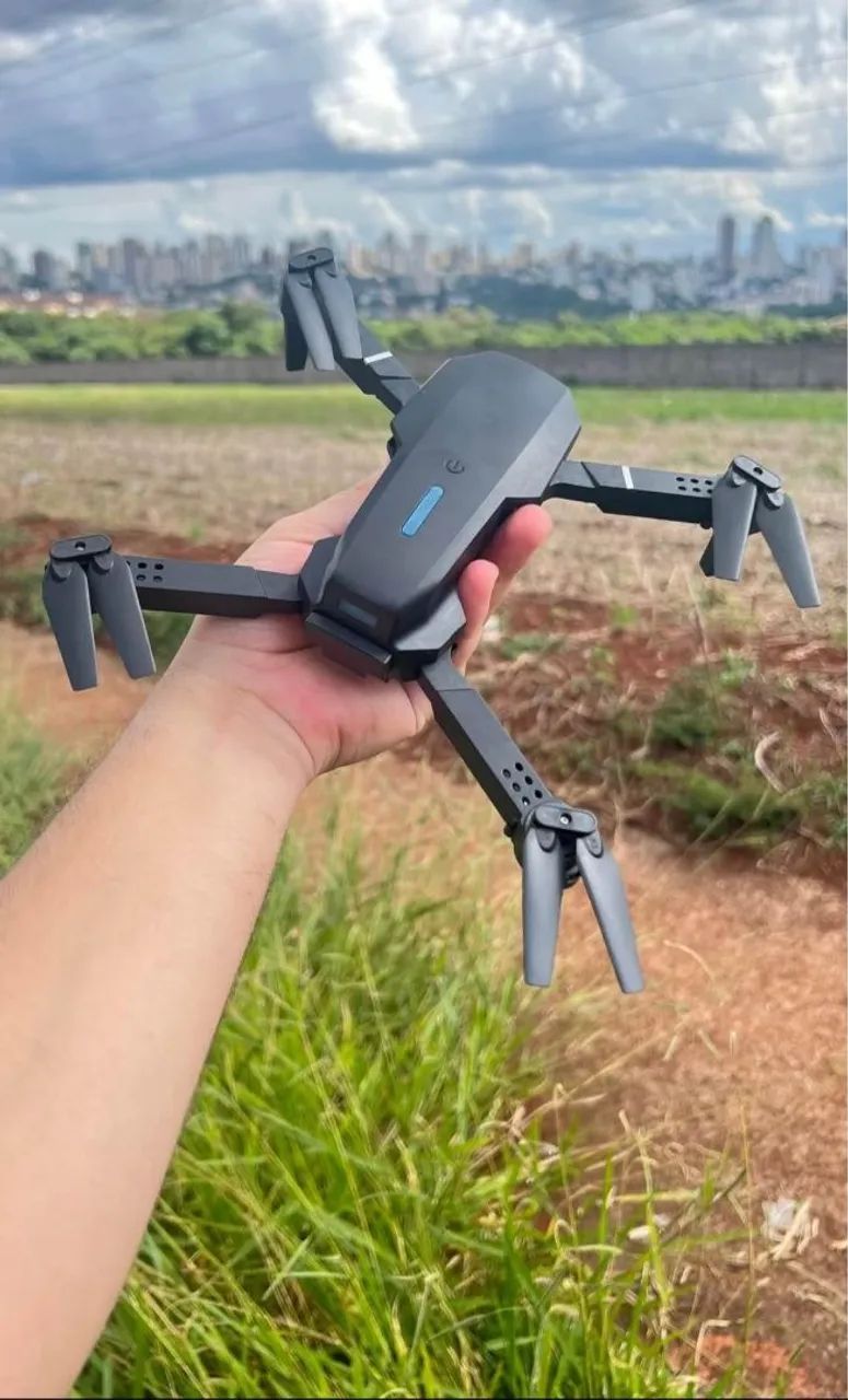 DRONE E88 COM 2 BATERIAS E MALETA - Foto 4