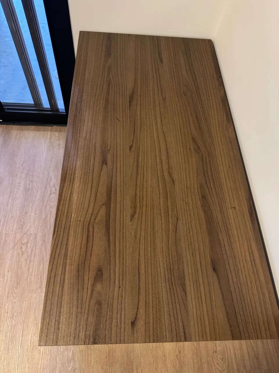 Mesa de escritório  1,36x0,68