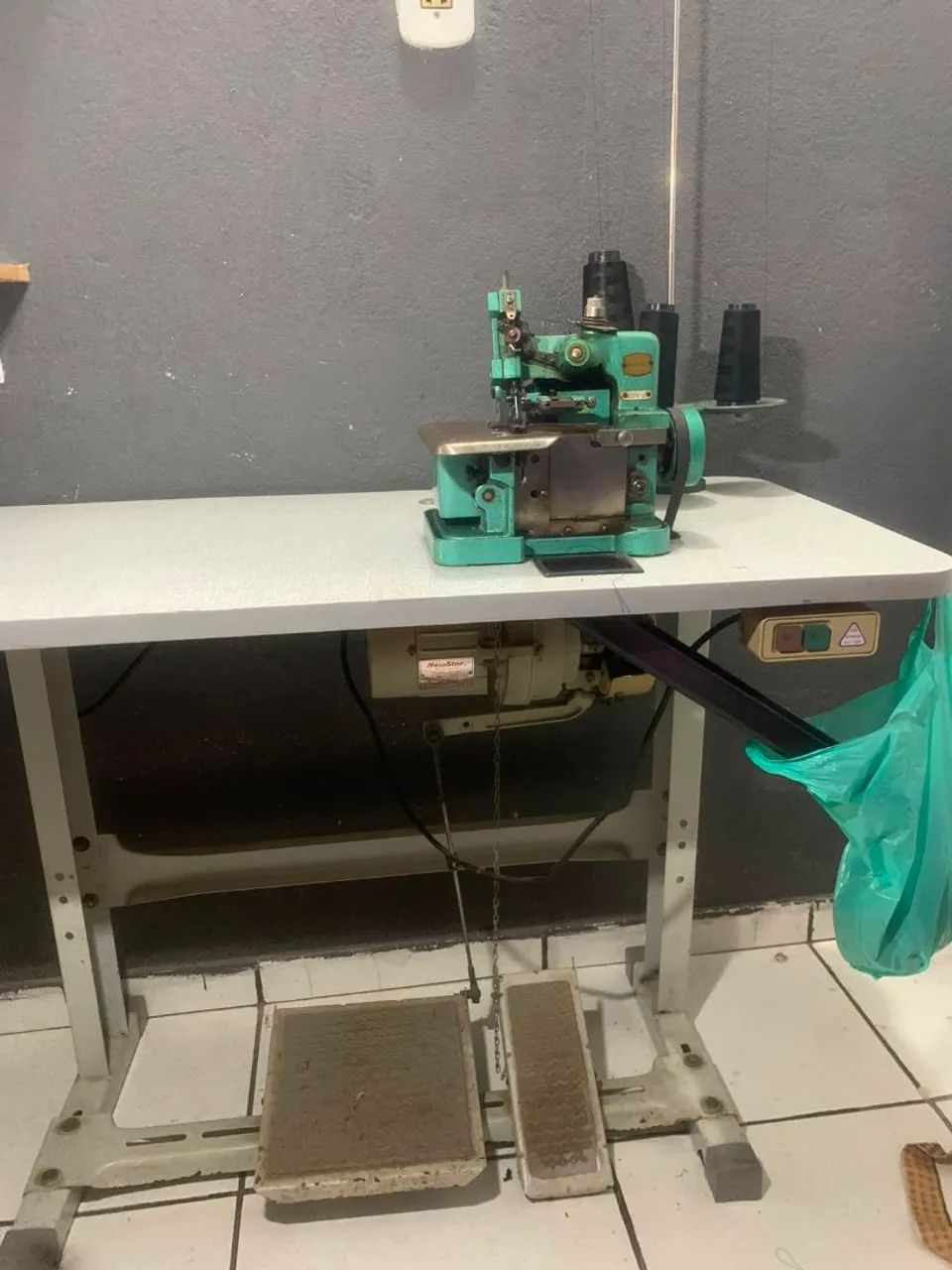 Máquina overlock - Foto 5