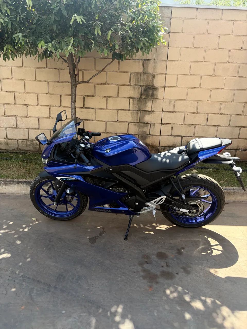 Yamaha R15