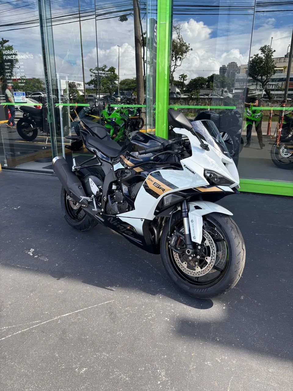 さかい 2/6 Kawasaki Zx-6r 636cc 2026 - 1377857943 | OLX