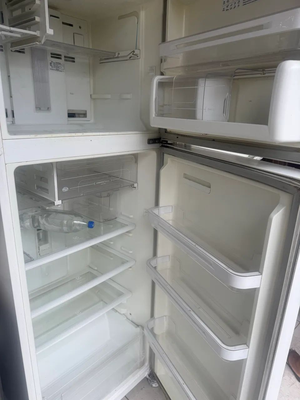 Geladeiras a venda